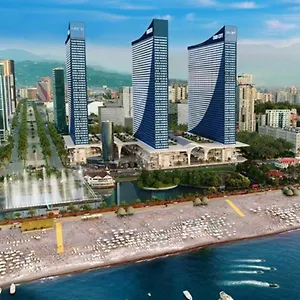 Deluxe Aparthotel In Orbi City Batumi מלון דירות באטומי